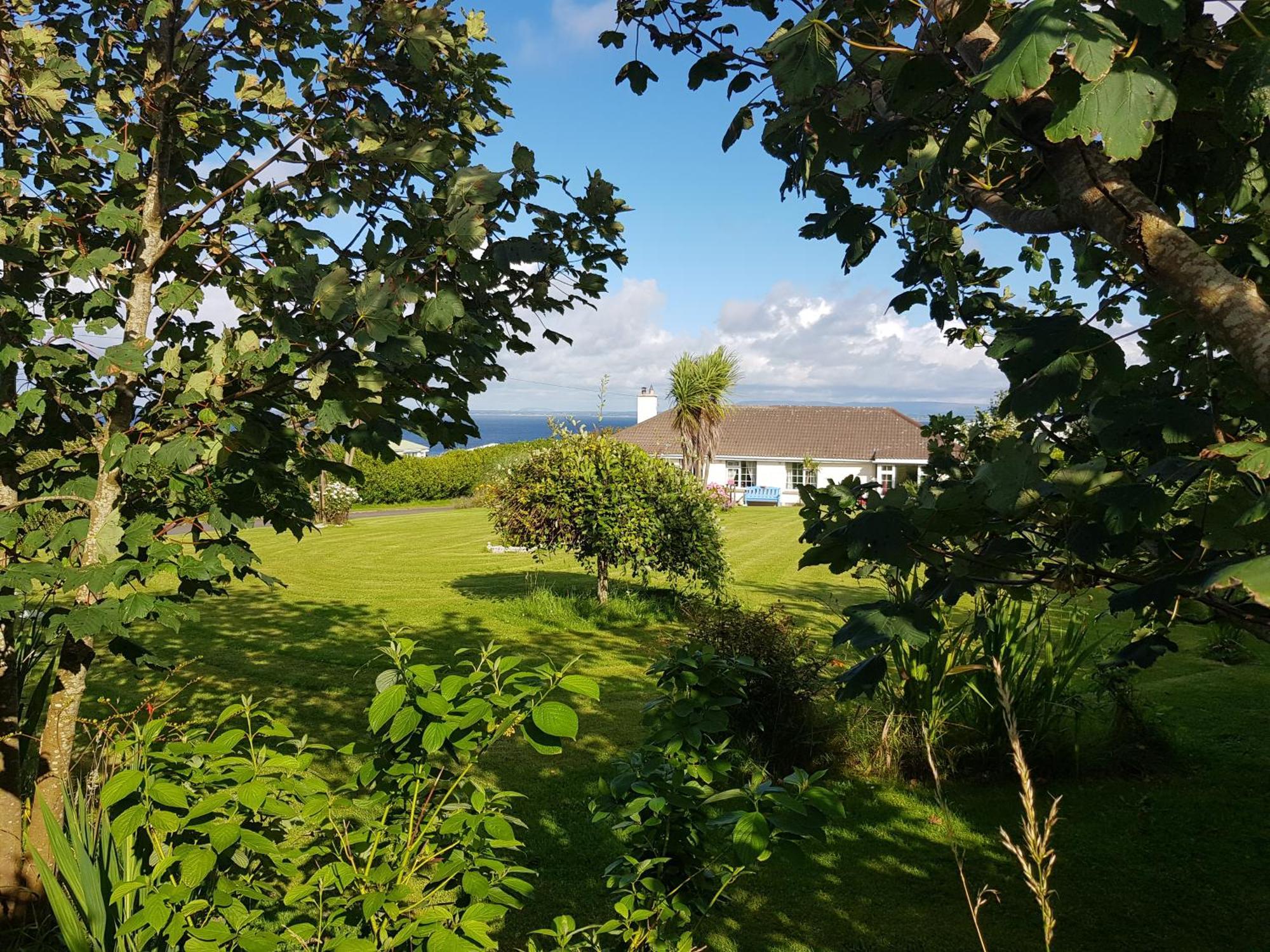 Sunrise View Bed & Breakfast Castlemagee Bagian luar foto